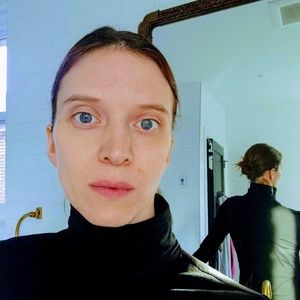 Meet your Posher, Eliane